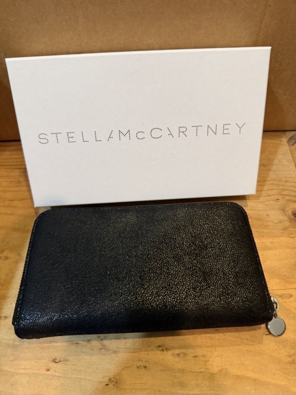 Stella McCartney Womens Vegan Suede Chain Link Long Bifold Wallet Black - Picture 3 of 6